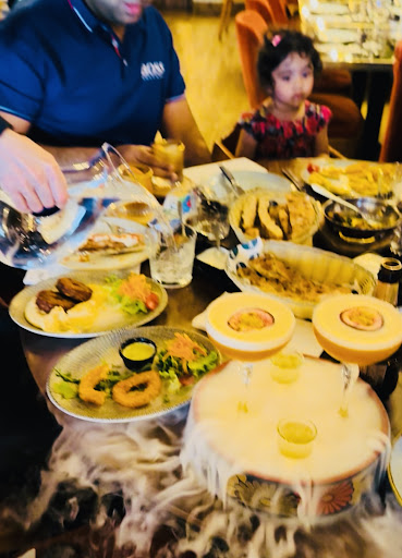 Photo of Opuz Kitchen & Bar Hemel - 162 Marlowes, Hemel Hempstead HP1 1BA